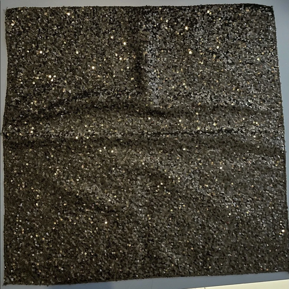 Black Sequin Square Centerpeice